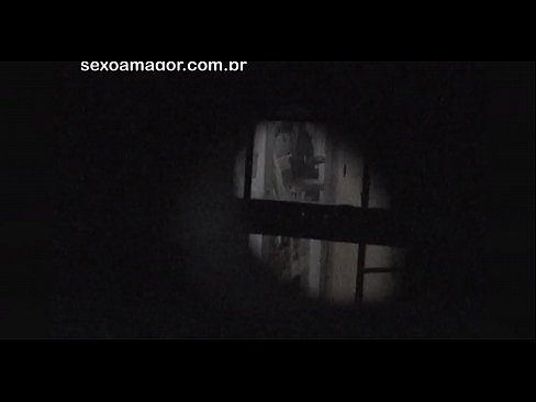 ❤️ Blondie ezkutuan grabatzen du auzoko voyeur batek adreilu hutsen atzean ezkutatuta Etxeko pornoa %eu.sexuria-net.ruan ﹏